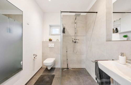 LivingLike-4P-central-modern-private-parking - Foto 16