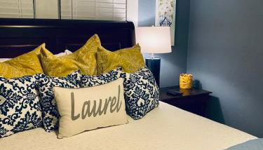 7th Avenue Manor - Photo 3