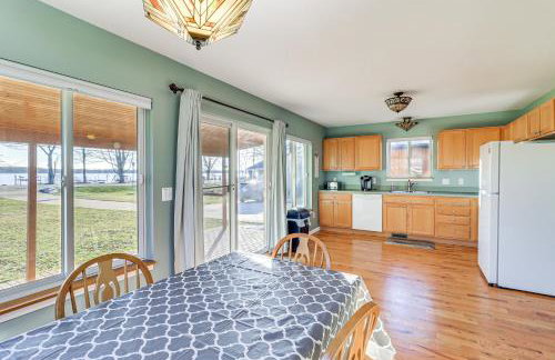 Brooklyn Cottage w/ Dock - Steps To Wamplers Lake! - Foto 4