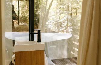 Modern Mirror Home w/ Hot-tub | “Glass House” #3 - Foto 6