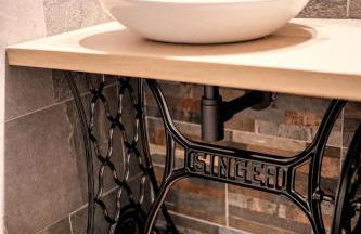 Proche PuyDuFou - Gite Maison La Roulière - Foto 28