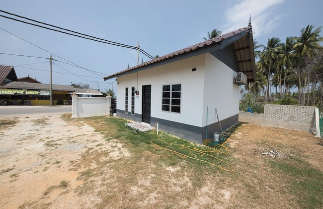 OYO 90976 Pantaistay baturakit - Foto 18