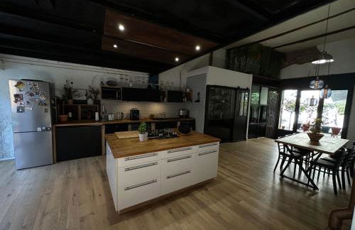 Loft des Chartreux - 150m2 4 chambres Hammam Piscine Centre-ville - Foto 15