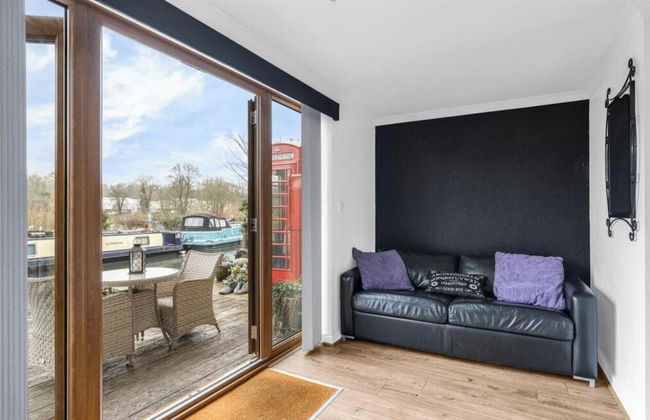 Hertford - Sleeps 2 - 92 Walking Score - Garden - Foto 9