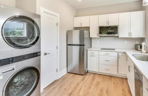 Mtn Views and Stunning Fall Hikes Maggie Valley Apt - Foto 7