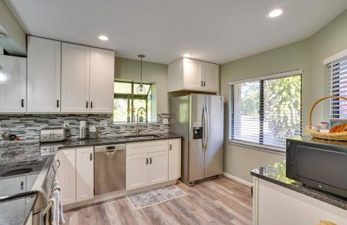 Pet-Friendly Lakeland Condo w/ Screened Porch! - Photo 9