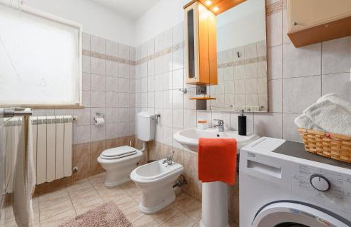 4 Bedroom Stunning Home In Jurani - Foto 27