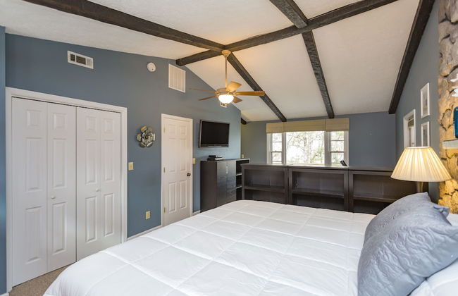 Grand Dream Vacation Home in Nashville 7+ beds! - Photo 8