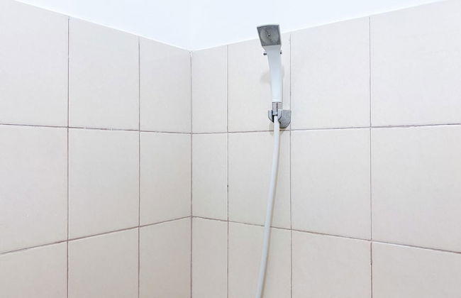 Best Choice And Homey Studio Tifolia Apartment - Foto 10