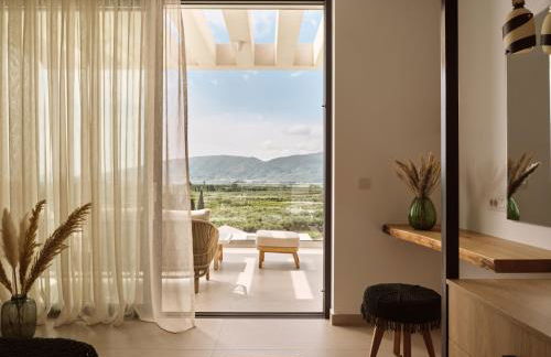 Armela Villa, with Pool & Captivating Views, By ThinkVilla - Foto 28