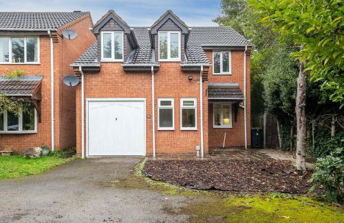 4 bedroom detached house 4 bathrooms - Foto 2