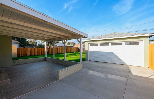 Luxury Modern Retreat w Spacious Yard Premium Comfort - Foto 12