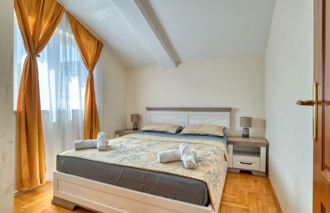 Apartments Elena - Photo 8