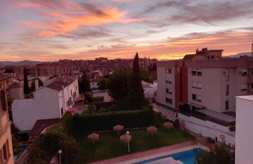Casa con jardín, aparcamiento - Photo 30