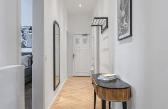 The Bornholmer, Spacious 100m2, Ideal for Groups & Families, 2BR, huge living room, 4 - 8 Guests - Foto 8