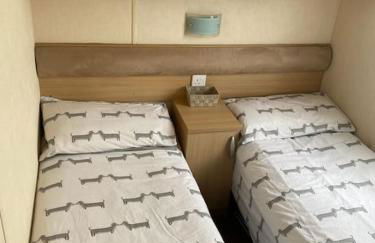 Holiday home in Furzehill - Photo 5