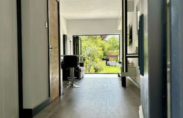 Luxury modern apartment with free private parking - Foto 6