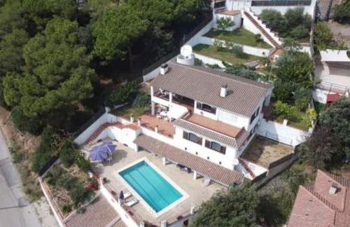 Villa Alella, 5 bedrooms & pool - Foto 10