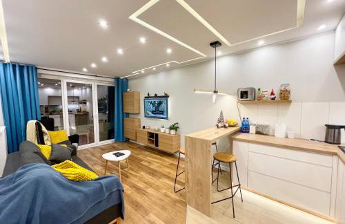 Comfortable Apart, Old Town, Free parking, hanging bed, Wi-Fi, lift, aircon,self check-in 24h, Stare Miasto, winda, nowy budynek, garaż 0 zl, klima - Photo 3