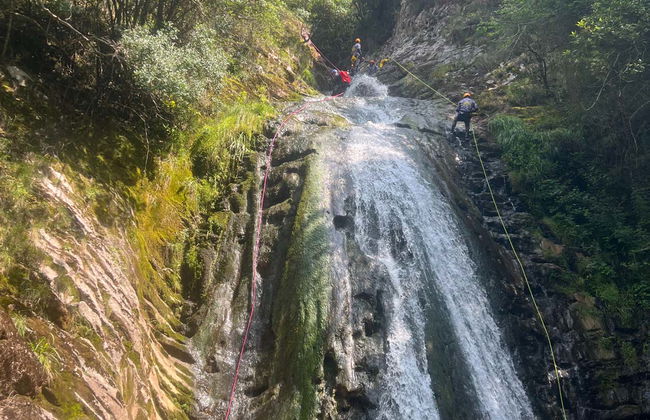Descenso de cañones en Potes - Foto 2