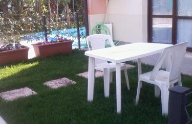 Residence MokyD13-piscina, WiFi, giardino,garage - Foto 46