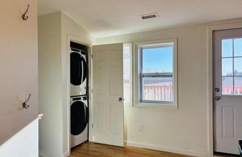 Entire Charming 3B1B in Federal Hill free parking - Foto 13
