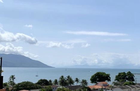 Casa na praia Litoral Norte com vista para o mar perto do centro - Foto 16