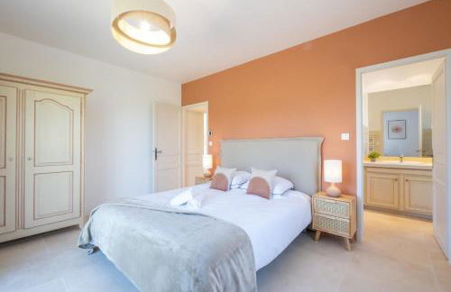 Jewel of 280m with Infinity Pool in Absolute Calm - Foto 24