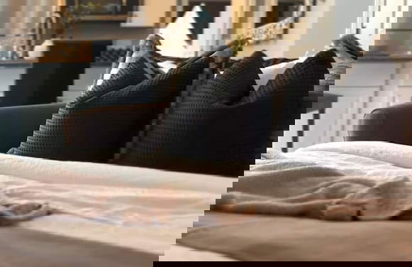 French Inspired Stay Fireplace Coffee bar Cozy - Foto 14