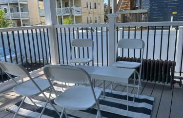 85a Charming Boston Base, 3BR, 2BA Ideal for Families - Foto 19