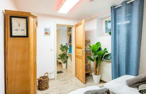 Großzügige 185m2-Altbauwohnung in Bestlage 7Zimmer-2Bäder-2Küchen-2WCs - Foto 61
