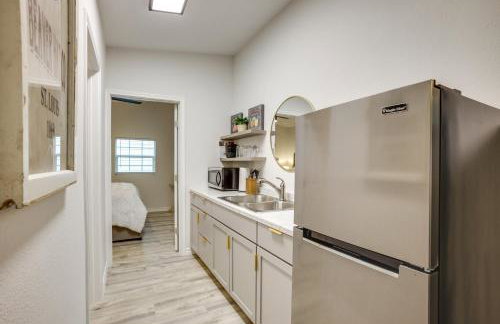 Peaceful Montgomery Vacation Rental with Porch! - Foto 7