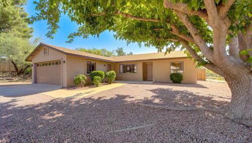 3 Mi to Old Town Cottonwood: Sunny Home w/ BBQ - Foto 5