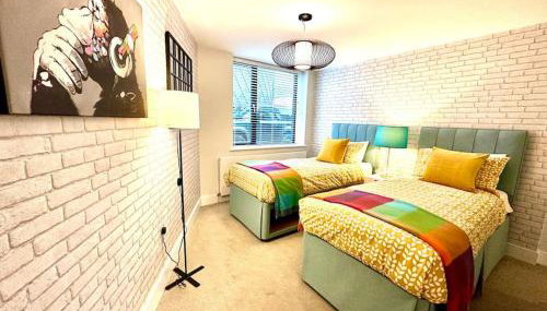 Super Modern New 2 Bedroom Apartment - Next to the Beach - Great Location - Fast WiFi - Smart TV - sleeps up to 4! Close to Purbeck, Corfe Castle, Sandbanks, Poole & Bournemouth - Foto 4