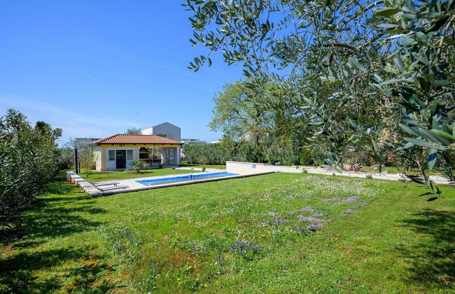 Attractive Apartment With Garden - Foto 22