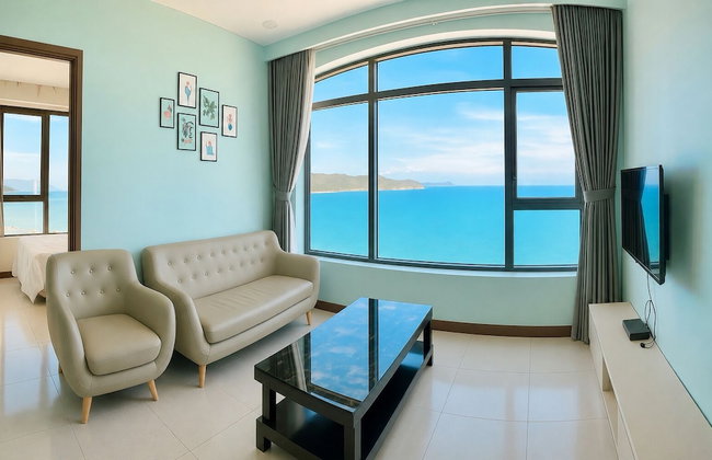 HQH Sea View Apartment - Photo 16