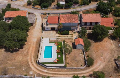 Apartments Brkić, Lozovac Krka NP with Pool - Foto 2