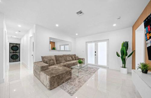 Luxury Villa Solara w Heated Pool Hot Tub BBQ - Foto 12