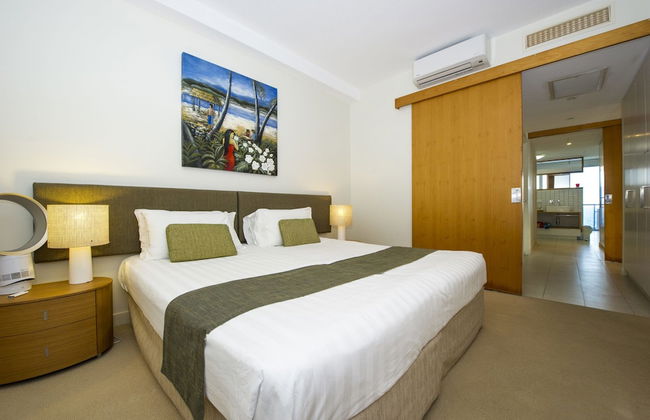 1 Bright Point Apartment 4201 - Photo 2