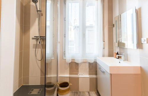 Le Maginot - Magnifique Appartement de 75m2 - Deux Chambres - 4 Lits Simple -Position Centrale Centre Ville, Pompidou, Nouvelle Ville - 2 à 4 Personnes - Foto 37