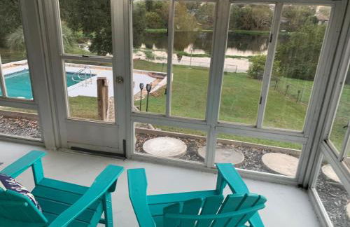 Stylish Lake home with HUGE POOL, Arcade with PS5,and Theater Just 5 min from Legoland - Foto 32