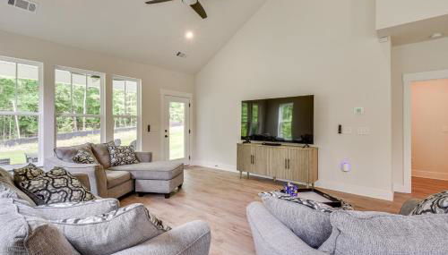 5 Mi to Memorial Stadium and Beach Modern Townhome - Foto 4