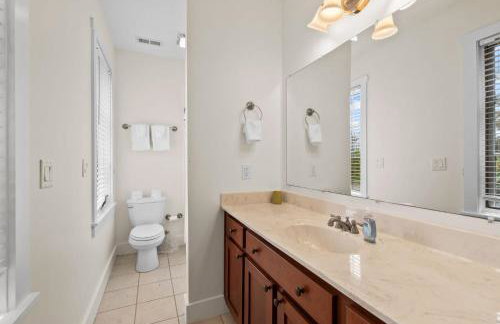 Mtn Views Hot Tub Close to Asheville - Foto 19