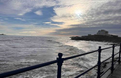 Amazing sea views and hot tub - Photo 38