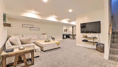 Chic Williamstown Retreat with Pool and Hot Tub! - Foto 2