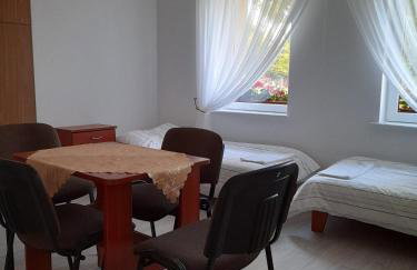 PRZYSTANEK nowEKOprzywno - Żółty Domek Pod Kasztanem - Foto 14