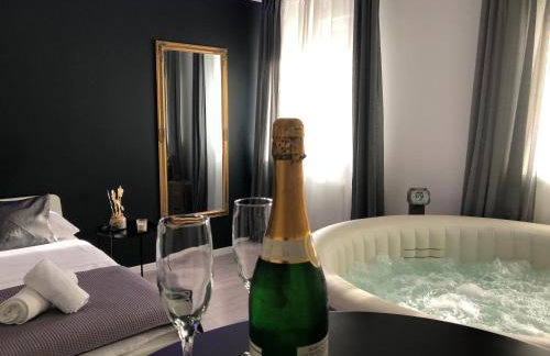 Apartment Zagreb Jacuzzi - Photo 5