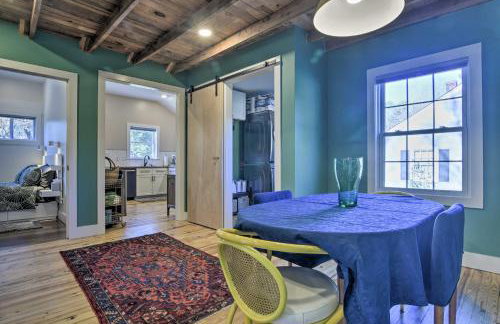 Renovated Carrboro House with Deck and Fire Pit! - Foto 11