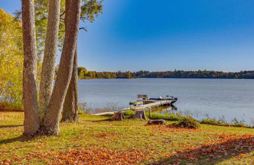 Private Dock, BBQ Ready Lakefront Fifield Home! - Foto 29