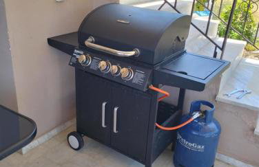 Achilleas Deluxe House-Jacuzzi - BBQ - Foto 16